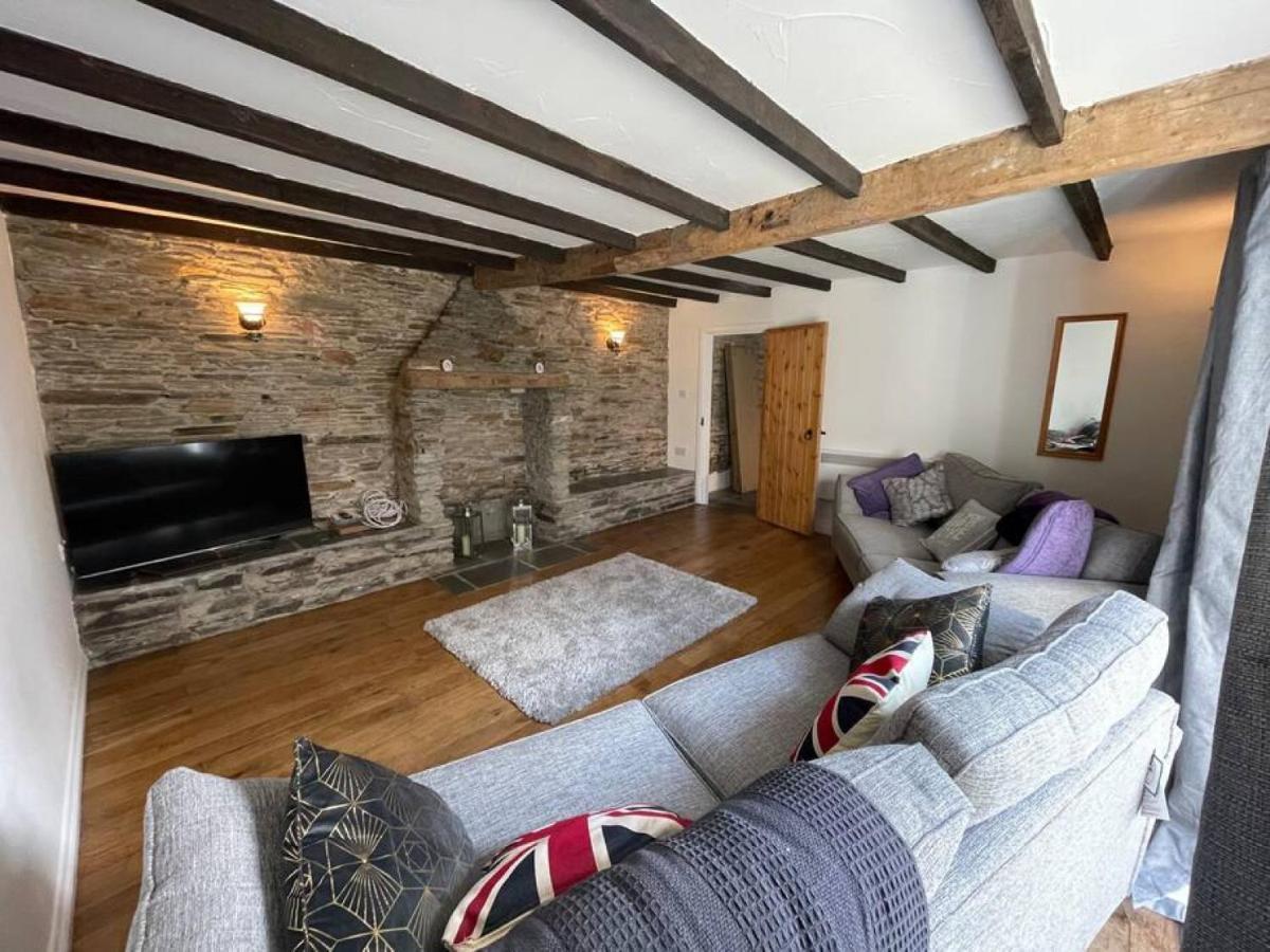 Mews Cottage Tintagel Two Bed Sleeps 4 Exterior photo