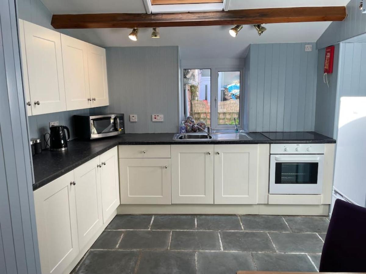 Mews Cottage Tintagel Two Bed Sleeps 4 Exterior photo
